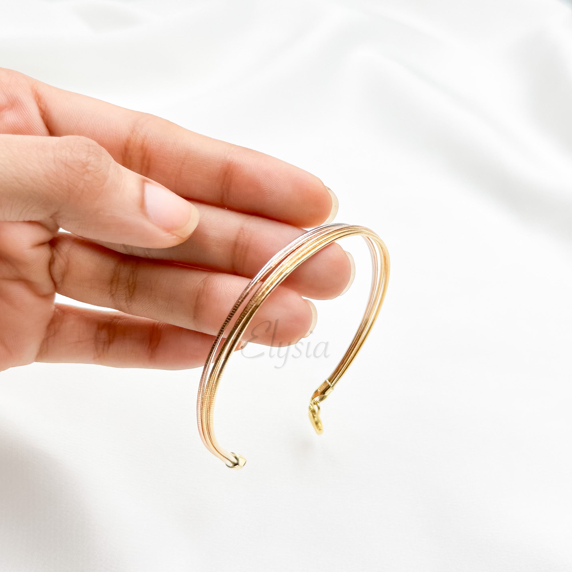 Elysia Multi-Line Bangle
